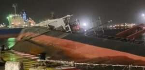 f0354d2823141fc6b9ba0779f3cc8a6ab6e8ccc7