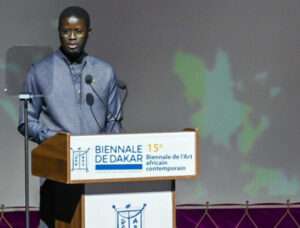 Biennale-de-Dakar-Le-president-Diomaye-Faye-sengage-a-renforcer-le-soutien-a-la-culture