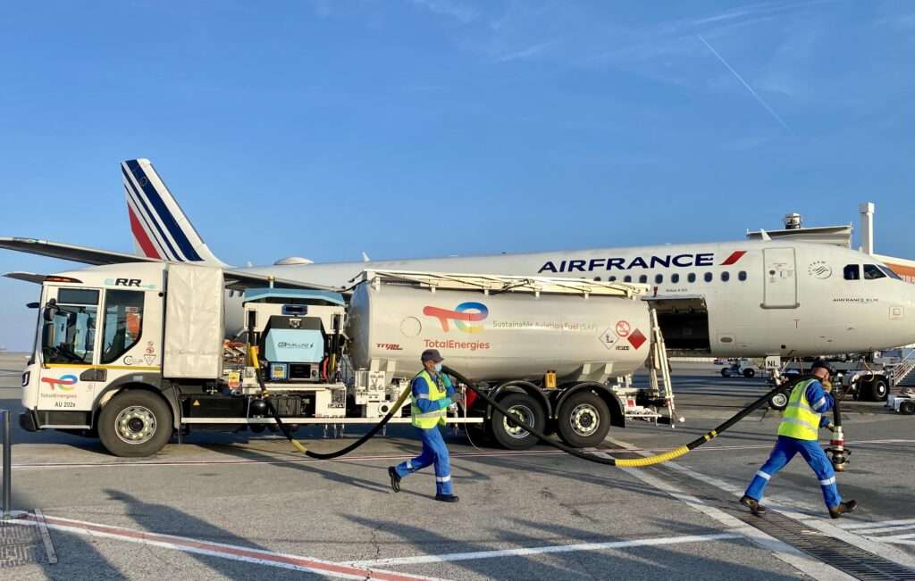 TotalEnergies-Flight-Paris-Nice-30-SAF-Oct2021-2-1024x651.jpg